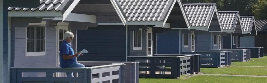 Gartenhaus mit Terrasse