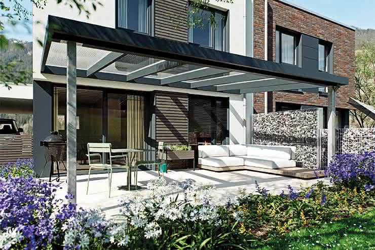 Günstig: Terrassenüberdachung mit Stegplatten und Stahlstützen 