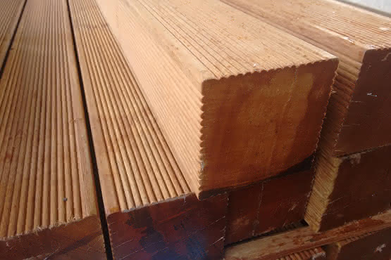 Bangkirai, FSC-zertifiziert (FSC 100%), Pfosten naturbelassen 90x90 mm