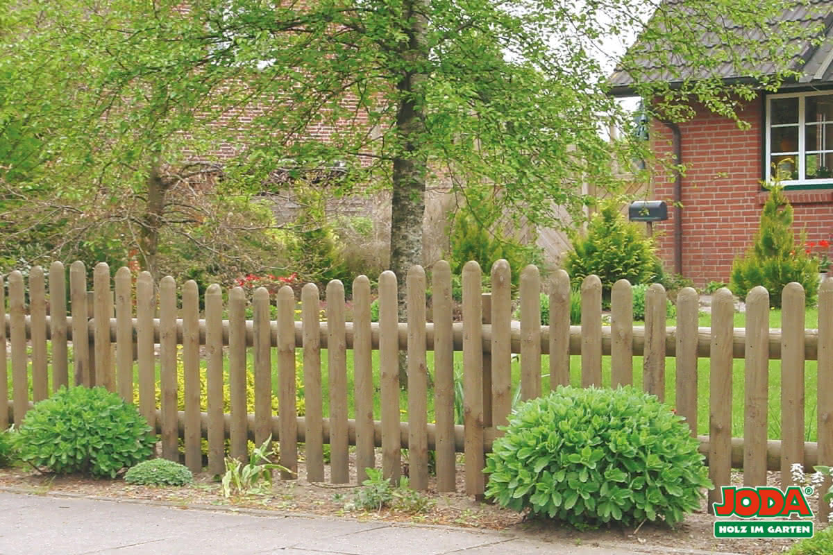 Staketenzaun 80 mm