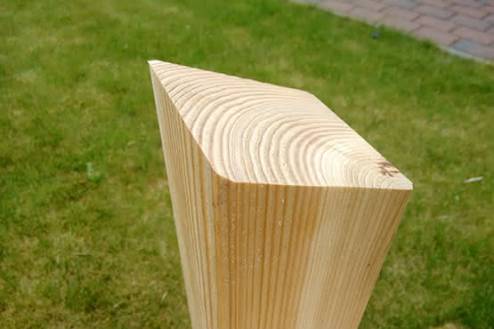 Individuelle Pfostenkopf-Gestaltung: Kopf abgeschrägt Kopf abgeschrägt