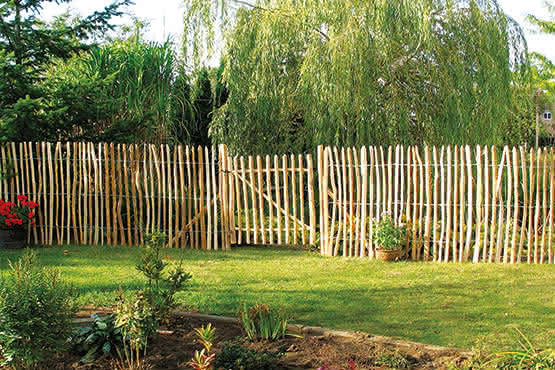 Rollzaun Haselnuss Staketenabstand ca. 7-8 cm Pforte 100x150 cm Pforte 100x150 cm