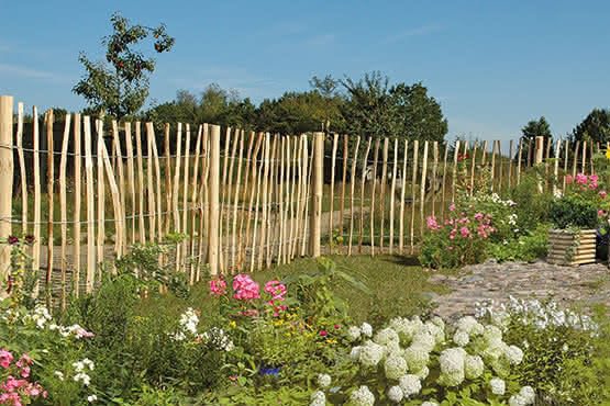 Rollzaun Haselnuss Staketenabstand ca. 7-8 cm Rolle 1000x120 cm Rolle 1000x120 cm