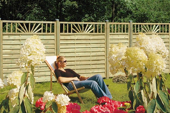 Lamellenzaun Medina 180x180/160 cm mit Oberbogen KDI ca. 180 x 180/160 cm