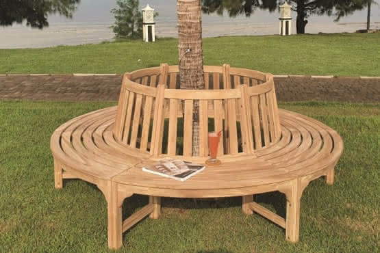 Baumbank aus Teakholz 