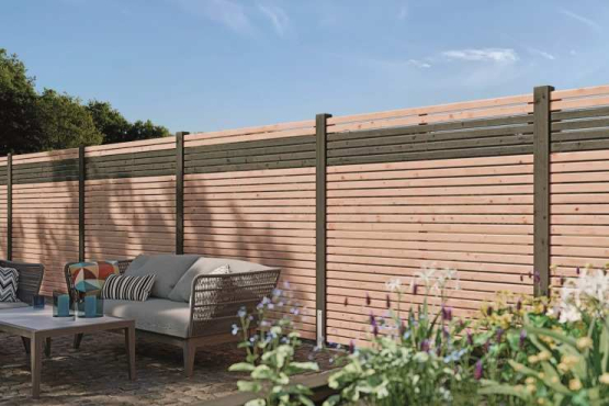 Florenz Rhombuszaun aus Lärche/Douglasie mit Farbakzent 