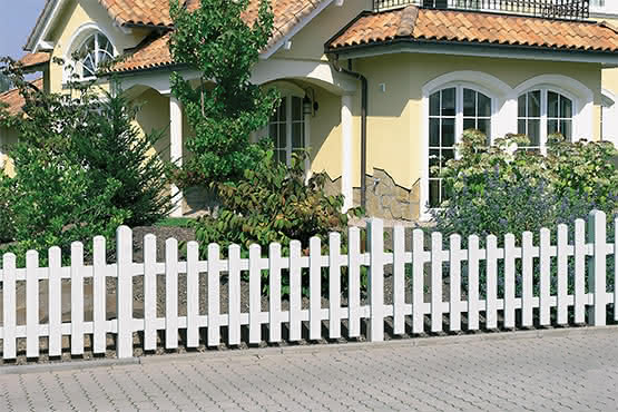 Joda Easy mit Unterbogen weiß - Gartenzaun Kunststoff 