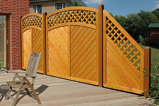 Dichtzaun Lyon 120x180/165 cm mit Rankgitter Fichte Pinie 120 x 180/165 cm mit Rankgitter | Fichte Pinie