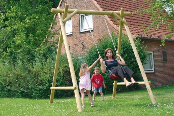 Einzelschaukel Lina aus Holz 