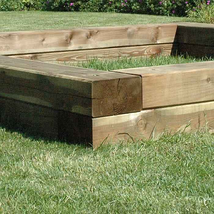 Ben Sandkasten XL 210 x 210 x 24 aus KDI-Gartenbauschwellen 