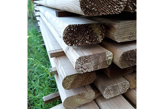 Koppelriegel 50x100 mm, 6,00 m lang, Kiefer KDI und Lärche 