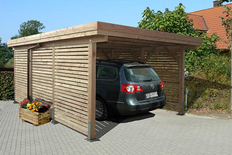 Carport mit Flachdach aus Massivholz  