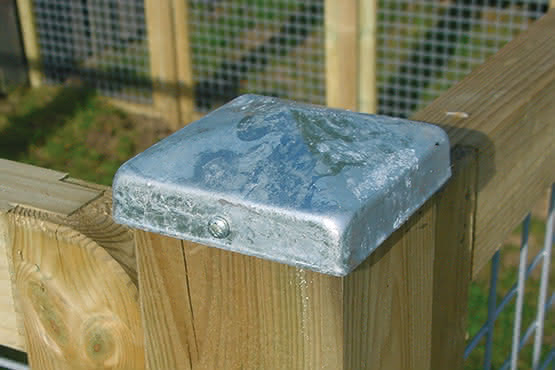 Pfostenkappen aus Metall für 90x90 mm Pfosten 