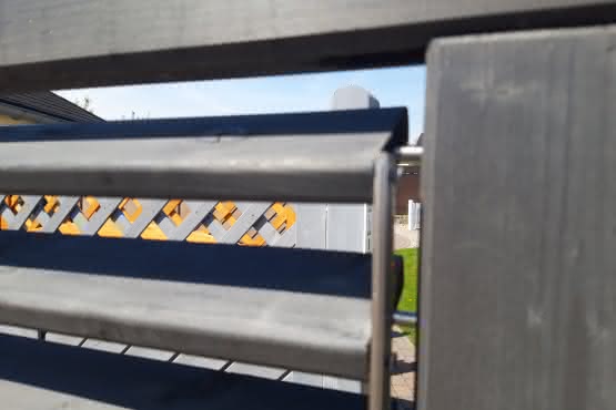 Sichtschutz mit verstellbaren Lamellen Limone 