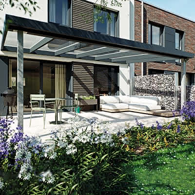 Günstig: Terrassenüberdachung mit Stegplatten und Stahlstützen 