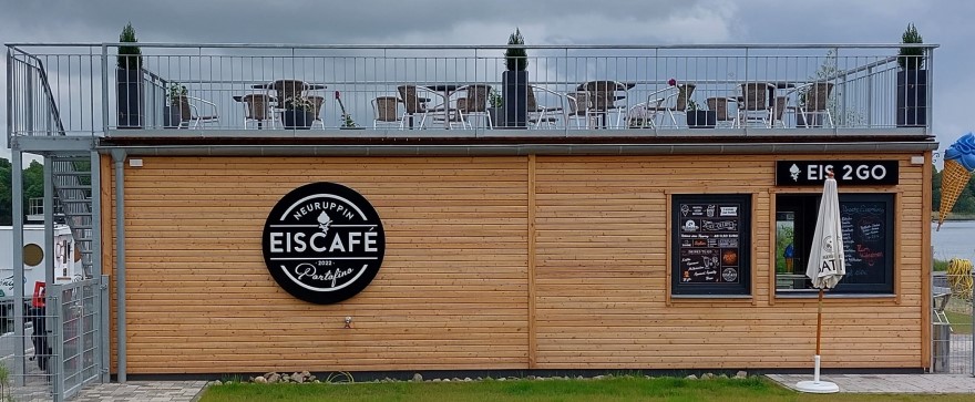 joda_gartenhaus_kundenbeispiel_eiscafe_10