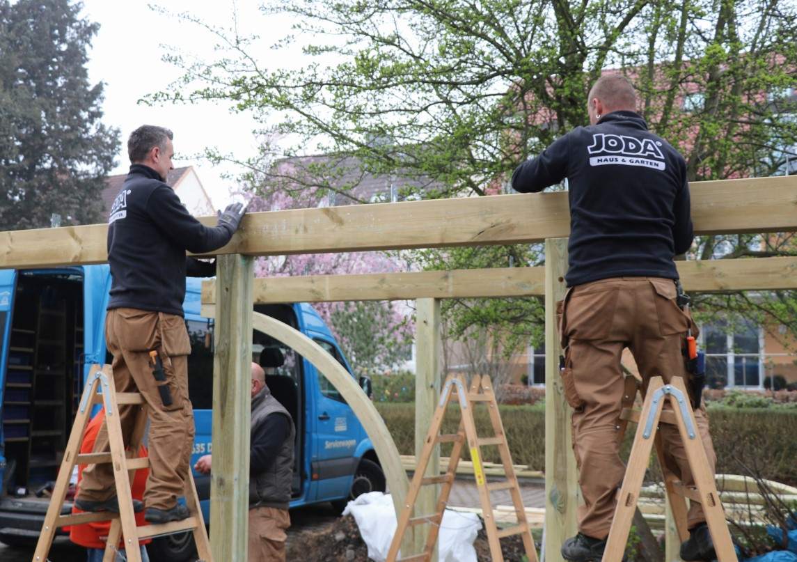 Joda Team bei der montage